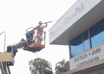 Video Showing A Commercial High Reach Paint Job